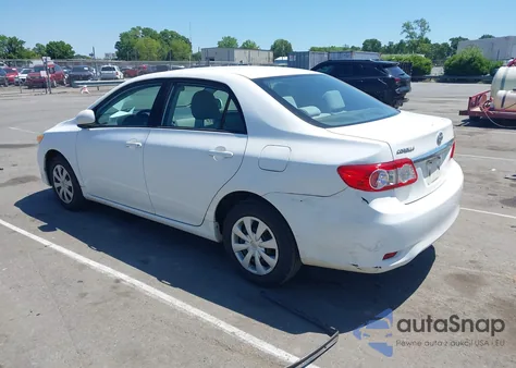2011 Toyota Corolla Le z USA, uszkodzony, nr VIN 2T1BU4EE3BC654749